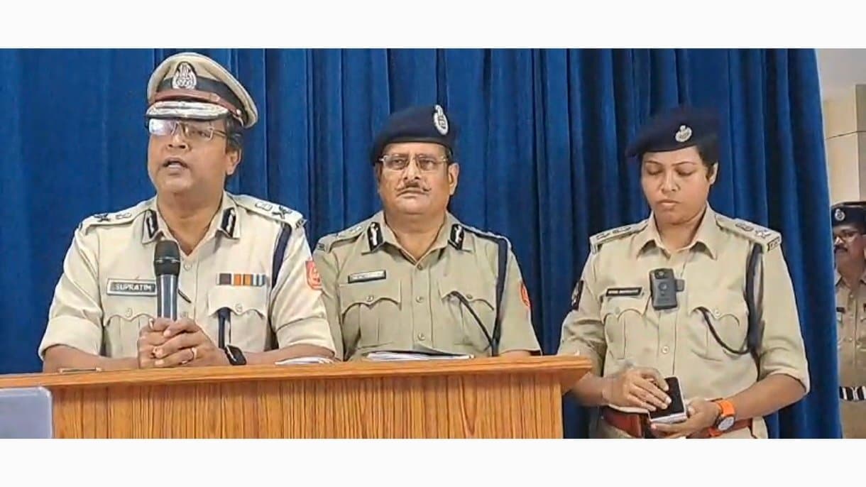 Nabanna Abhiyan Police claim the movement on Tuesday towards Nabanna was violent in the name of peaceful 