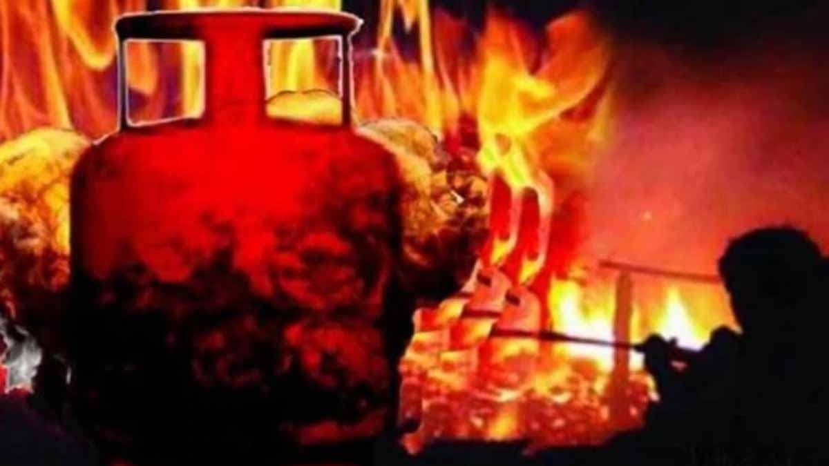 Kolkata Gas Cylinder Blast, one injured gnr 
