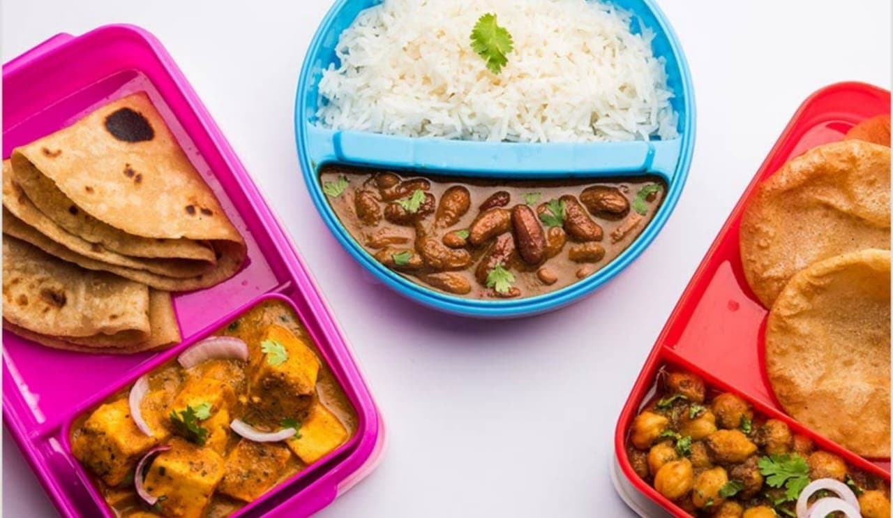 Healthy Tiffin:  বাচ্চাদের টিফিন বক্সের একঘেয়েমি কাটাতে কী করবেন? রইল টিপস