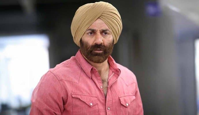 Sunny Deol: গভীর রাতে মুম্বইয়ের রাস্তায় মদ্যপ অবস্থায় এ কী করলেন  'গদর ২' অভিনেতা সানি?
