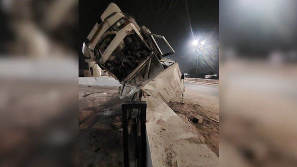 Car Flips 8 Times, But No One Hurt in Rajasthan  Accident gnr 