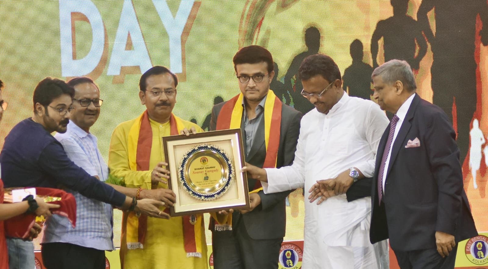 Sourav Ganguly, Mohammed Shami in East Bengal's foundation day, almanac released spt