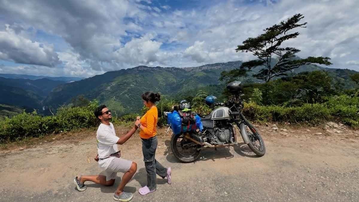 পাহাড়কে সাক্ষী রেখে ভালবাসার মানুষকে প্রেমের প্রস্তাব অভিনেতা ঋত্বিক মুখার্জীর, কে 'আনন্দী'র চিকিৎসকের ভালবাসার মানুষ?   