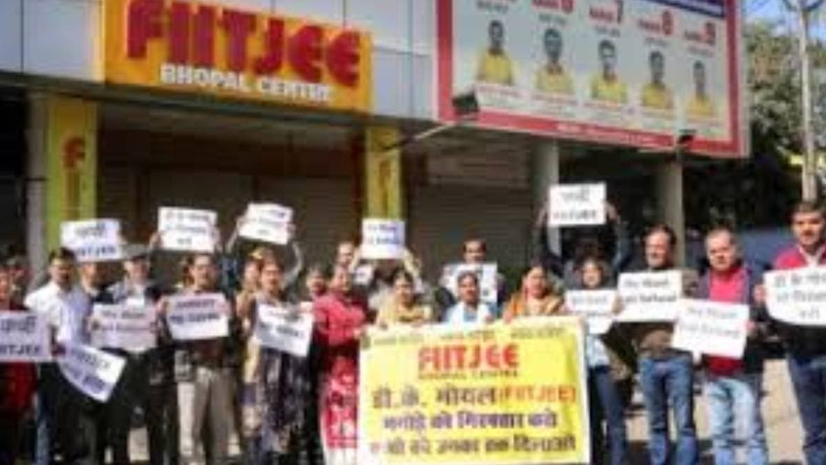 ED raids eight locations if FIITJEE
