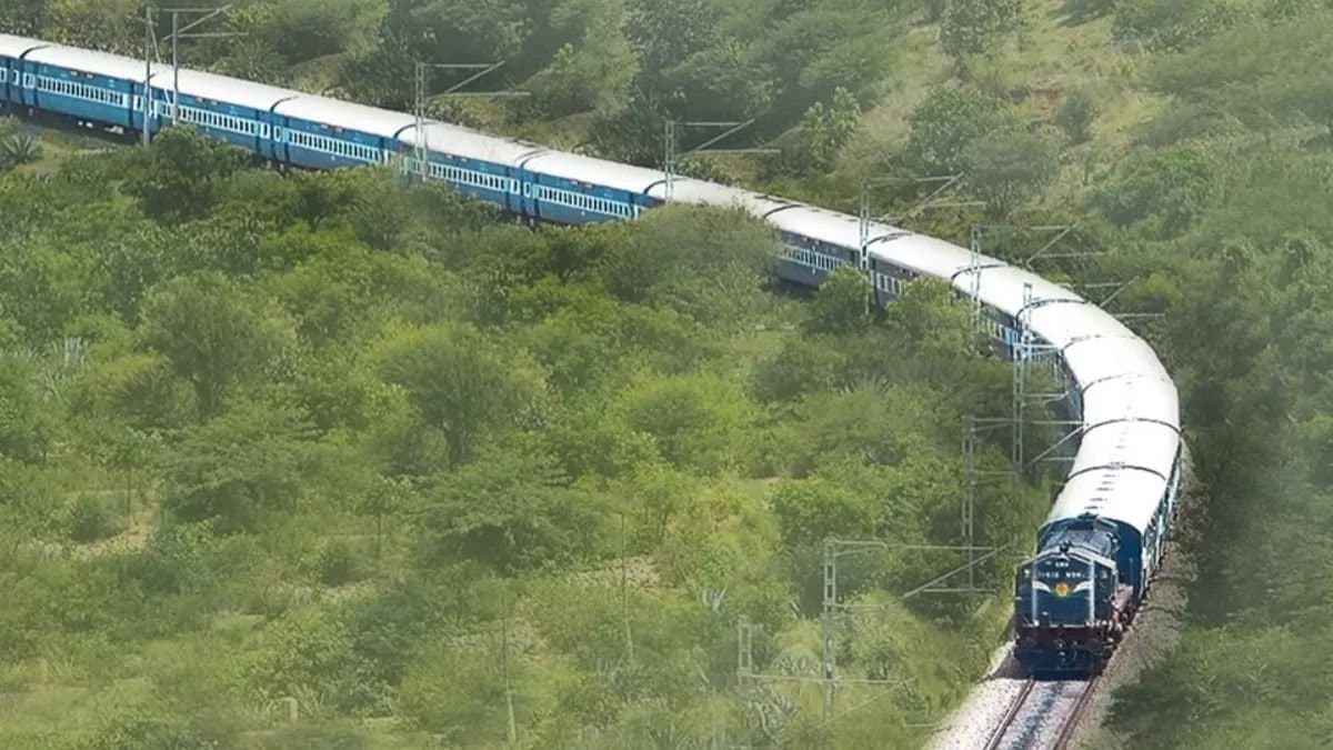 Never carry THESE items with you in train, you may land up in jail gnr 