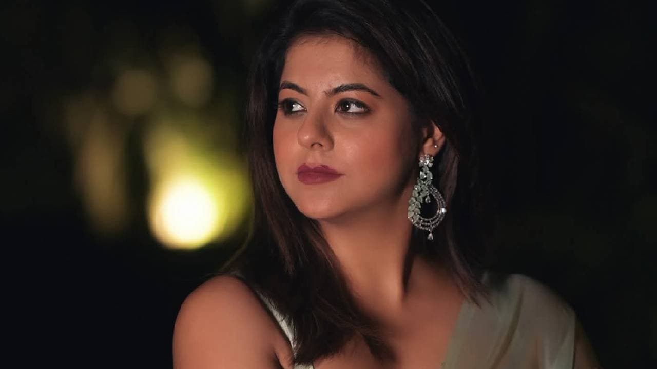 Alivia Sarkar spoke about not attending the promotions of Rappa Roy o Fullstop Dotcom 