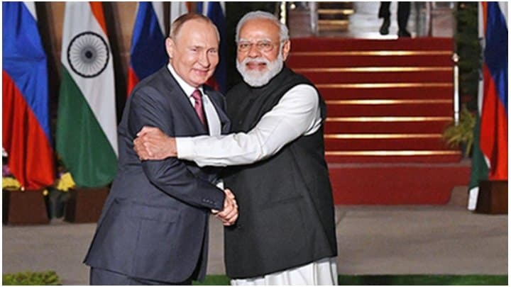 Pm Modi to visit Russia 