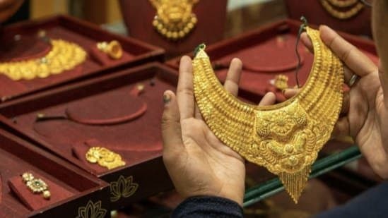 Gold Price Today check 22 carat Gold Price in top cities on 2 February gnr