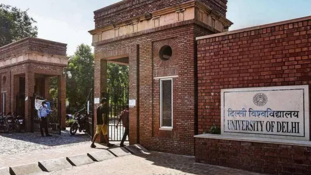 Manusmriti has been excluded from Delhi University