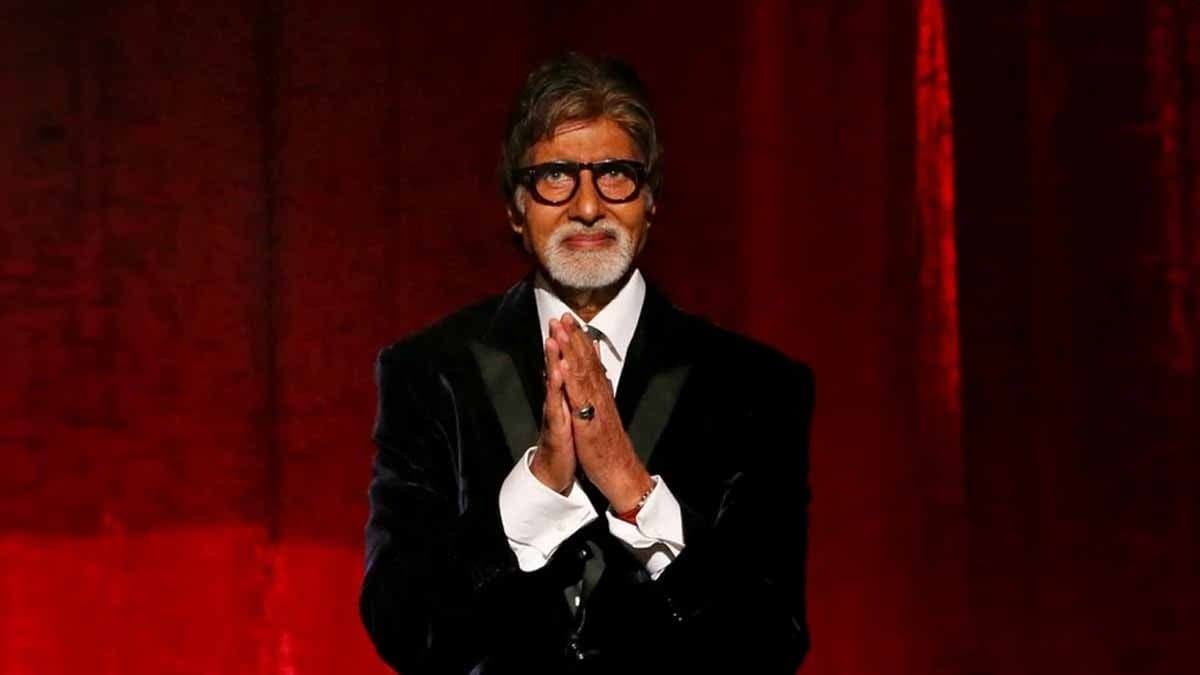 সমাজমাধ্যমে এ কী 'নোংরা' ভুল করলেন অমিতাভ বচ্চন! জানতে পেরেই প্রায় হাতজোড় করে ক্ষমাপ্রার্থনা 