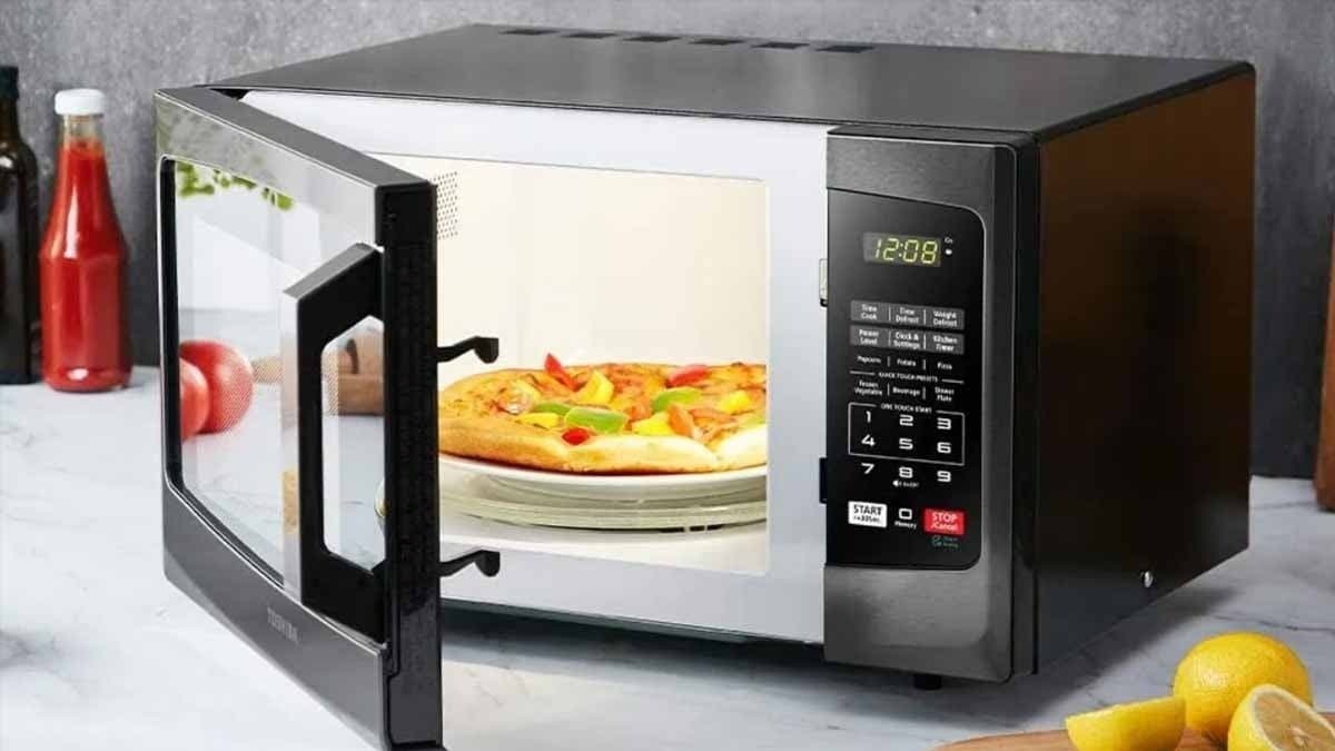 which food should not heat in microwave