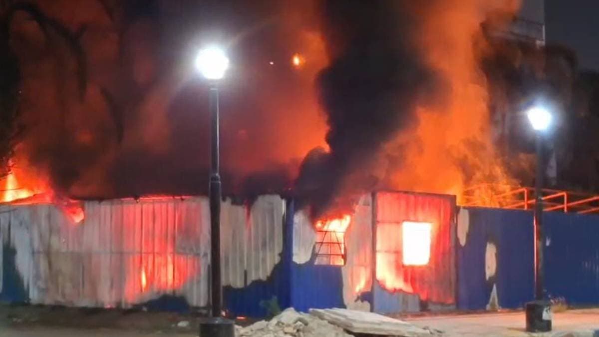 Massive fire breaks at new town