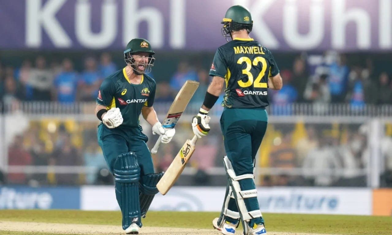Maxwell century help Australia reduce margin in series 