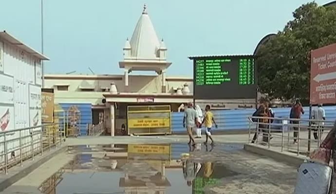 Potholes On Ram Path, Leakage In Ayodhya Temple