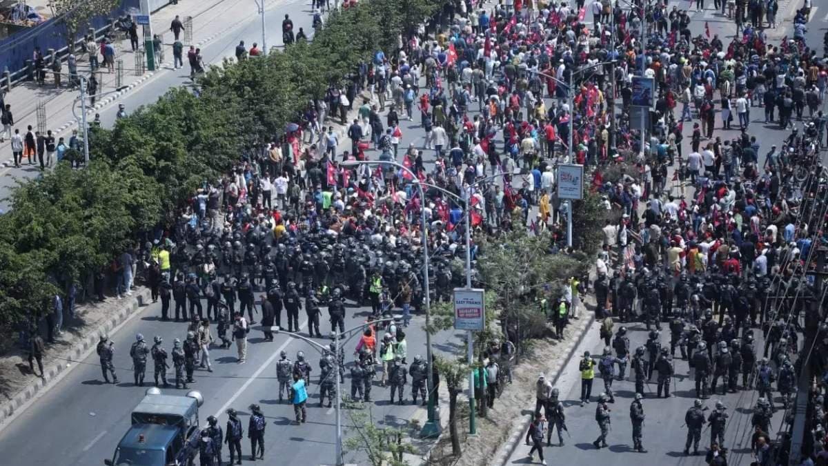 Nepal clashes to restore monarchy two died