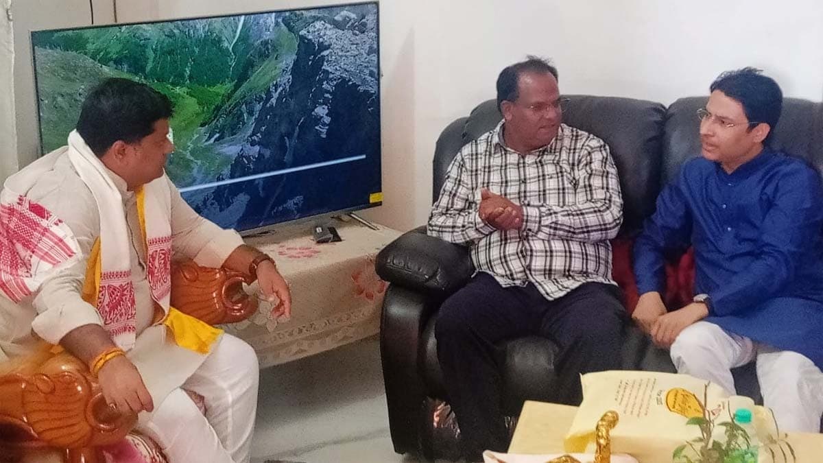 sukanta majumdar and raju bista meeting with john barla gnr