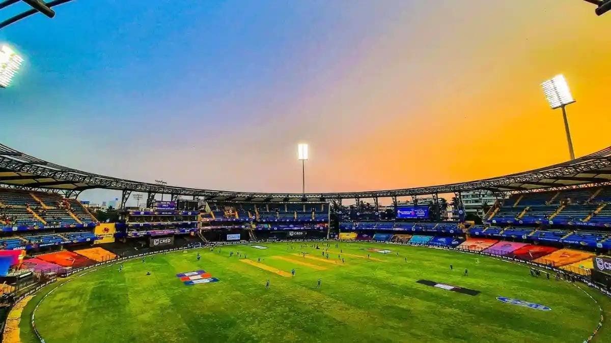 MI vs KKR pitch weather report IPL 2025 High-scoring game