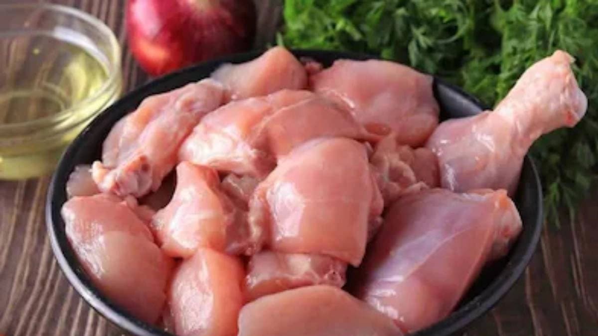 AIIMS trained gastroenterologist explains eating undercooked chicken can paralyse your body