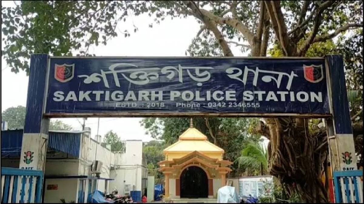 Father hurt his son with an Axe