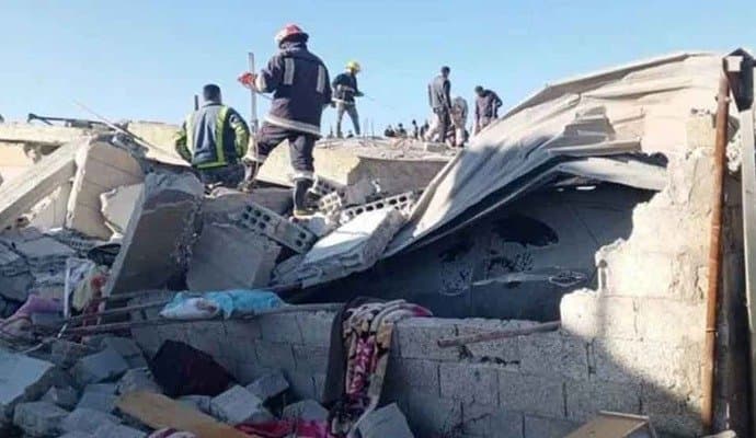 air strike at syria, ten dead