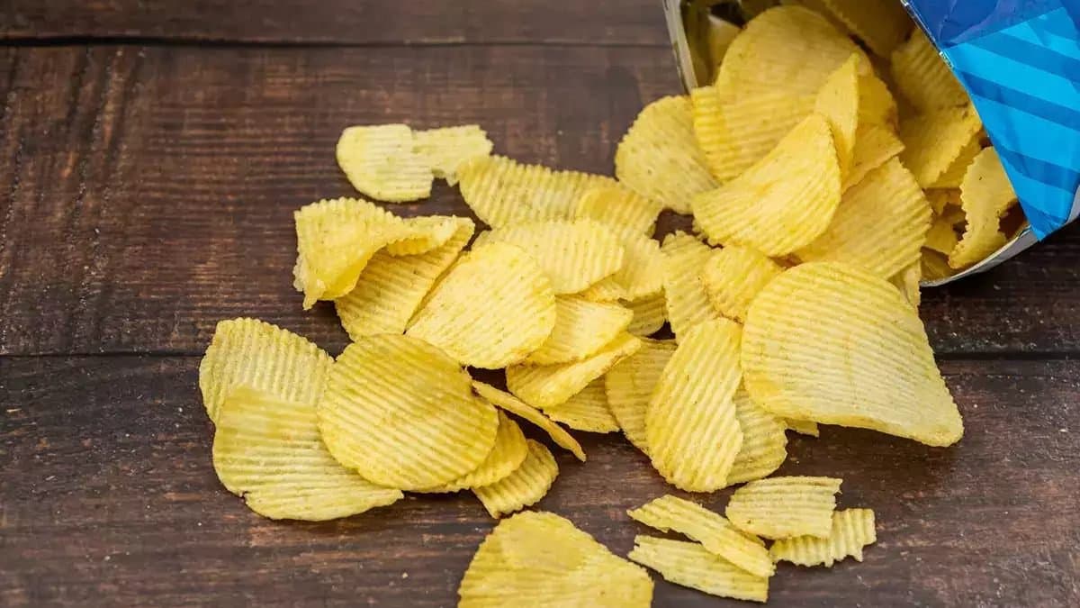 Allegation of stealing a packet of chips led to a miserable incident