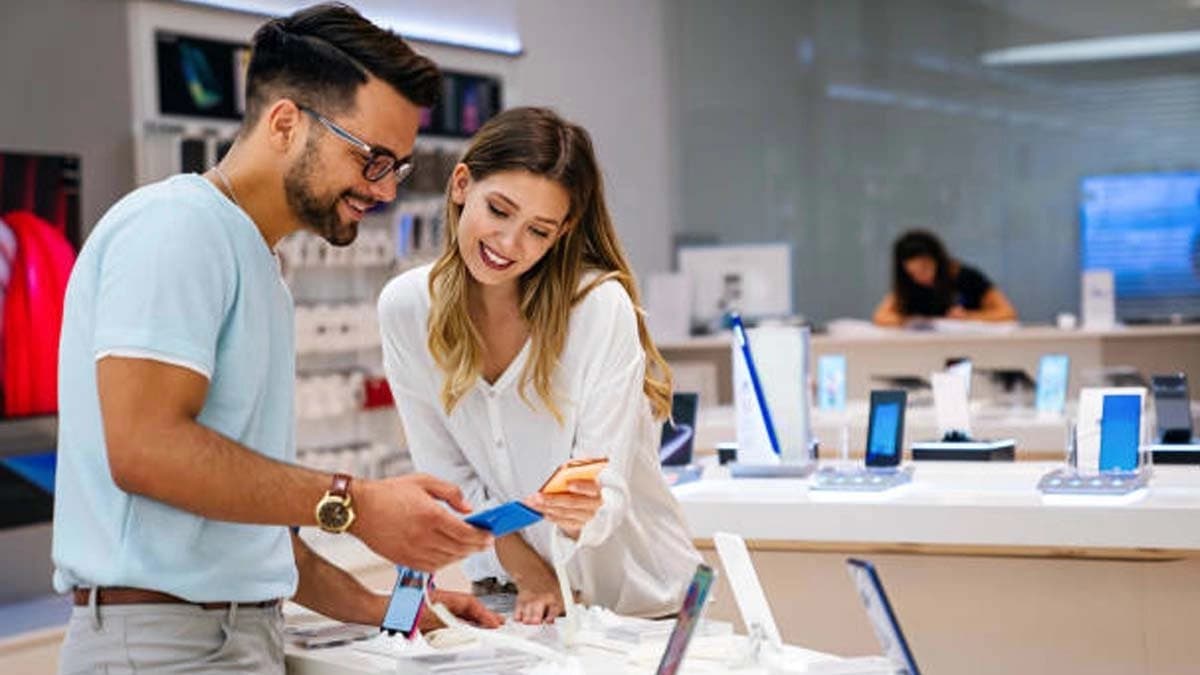 Buying a phone on loan if you do not pay your mobile will be locked what is the RBI plan