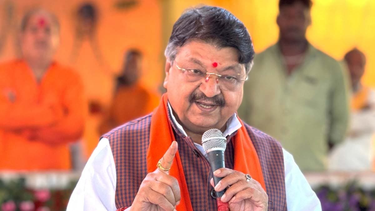 Madhya Pradesh Minister and BJP leader Kailash Vijayvargiya made a highly controversial comment on womens clothing