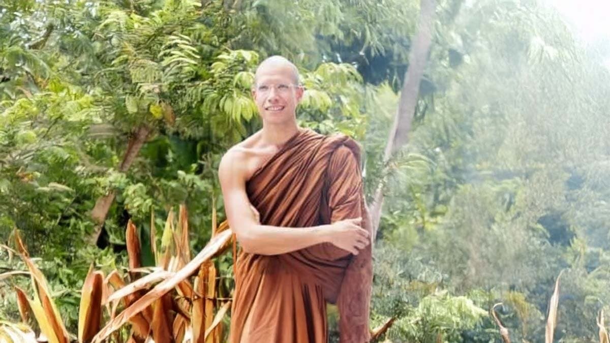 Ven Ajahn Siripanyo left his billionaire fathers rs45339 crore business empire to become a monk