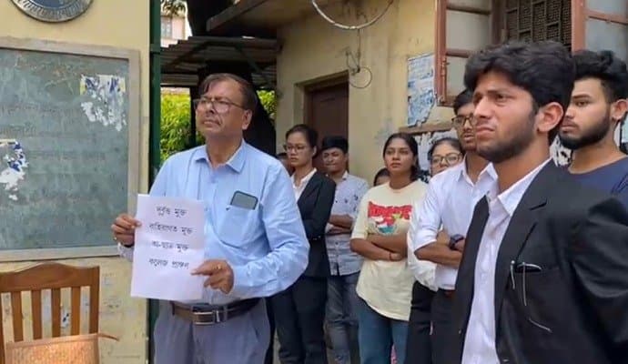 The Principal complained about outsiders