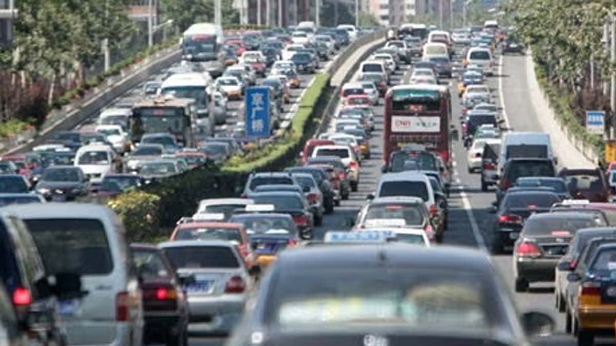  Worlds longest traffic jam lasted for 12 days stretched for 100 km do you knoe where it happened 