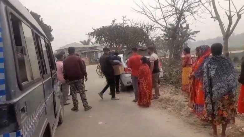 on suspicion five fake doctors were caught by locals of coochbehar gnr 