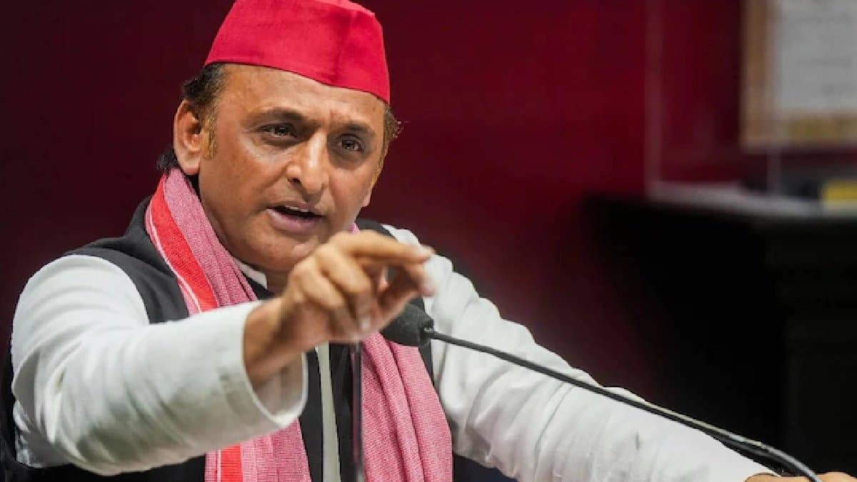  MLA Pooja Pal Praise For Yogi Adityanath Akhilesh Yadav Expels her 