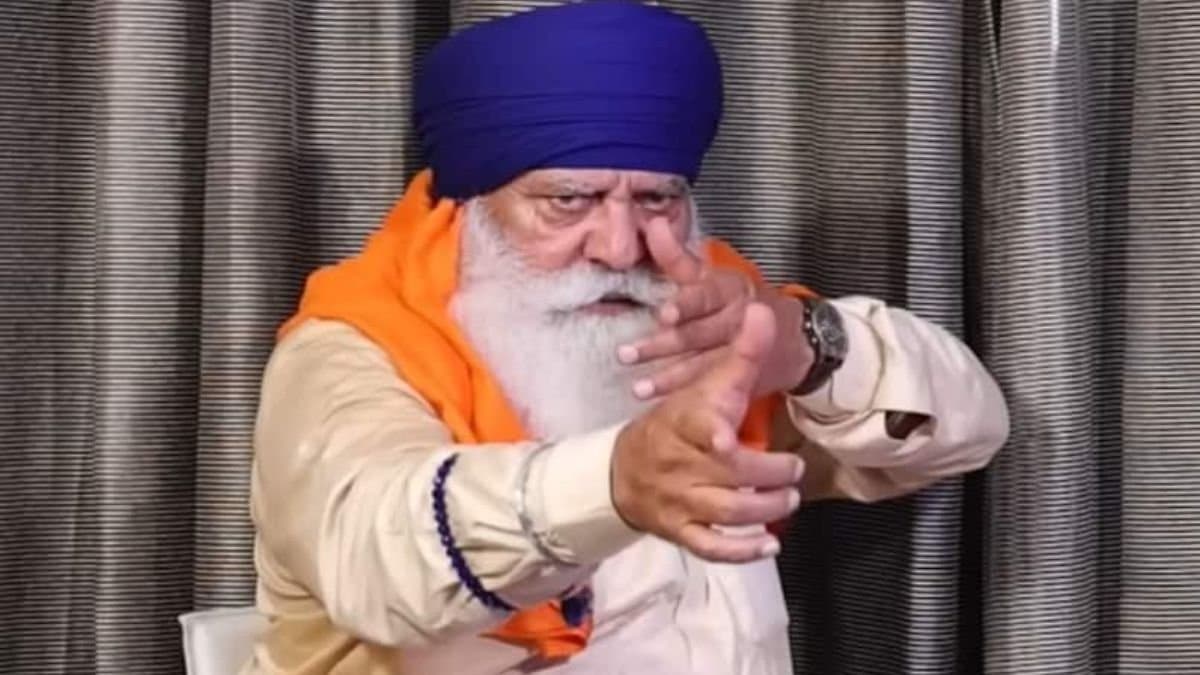 Yograj Singh claims Arjun Tendulkar being wasted spt