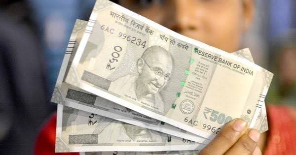 Govt employees recive 18 month da arrears along with 3% hike in next month