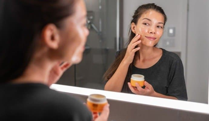 How to use honey on face? Benefits and Use! 