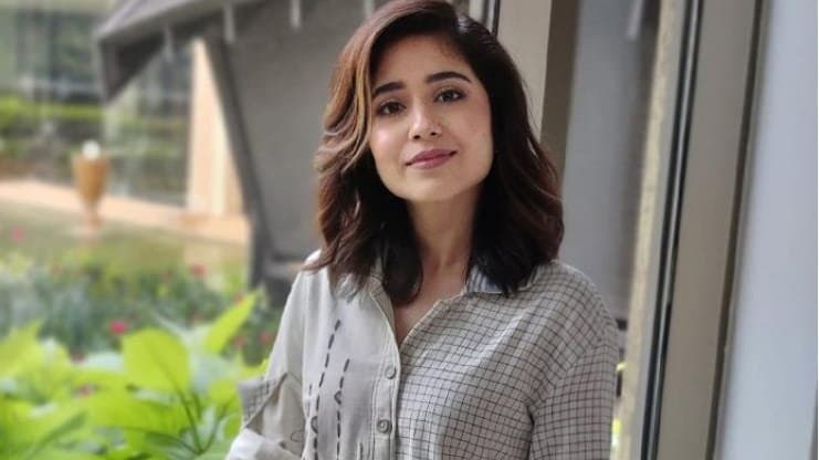 হিন্দি নয়, বাংলা ছবিতে কাজ করতে চান শ্বেতা ত্রিপাঠী! বলিউড থেকে কেন মুখ ফেরাতে চান অভিনেত্রী?