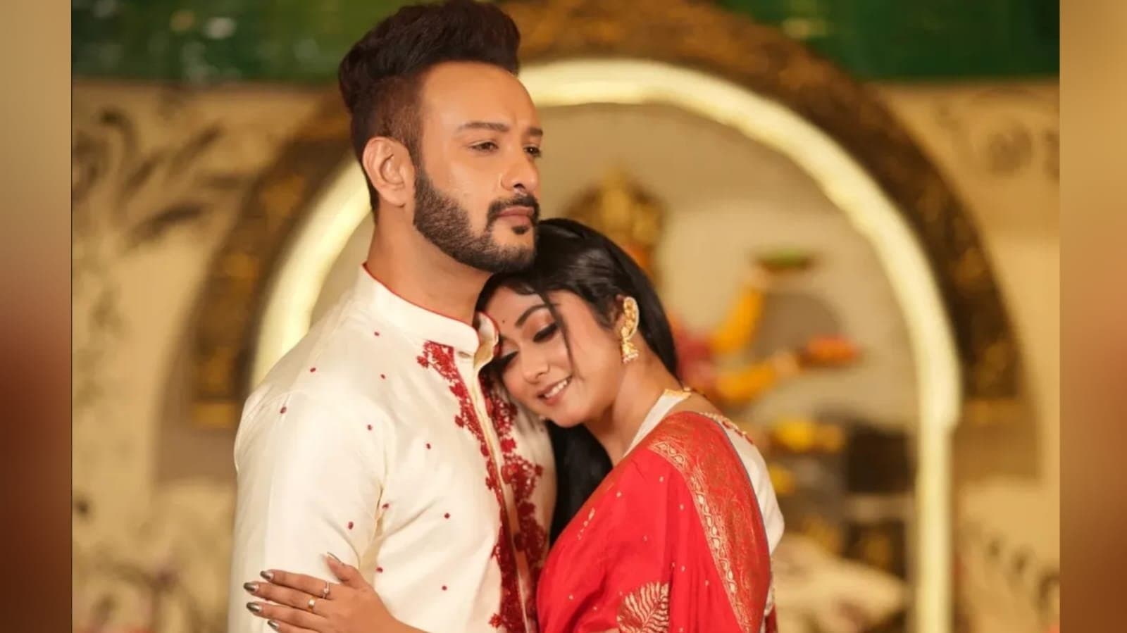 Saheb Bhattacharya and Susmita Dey shared same image in their social media 