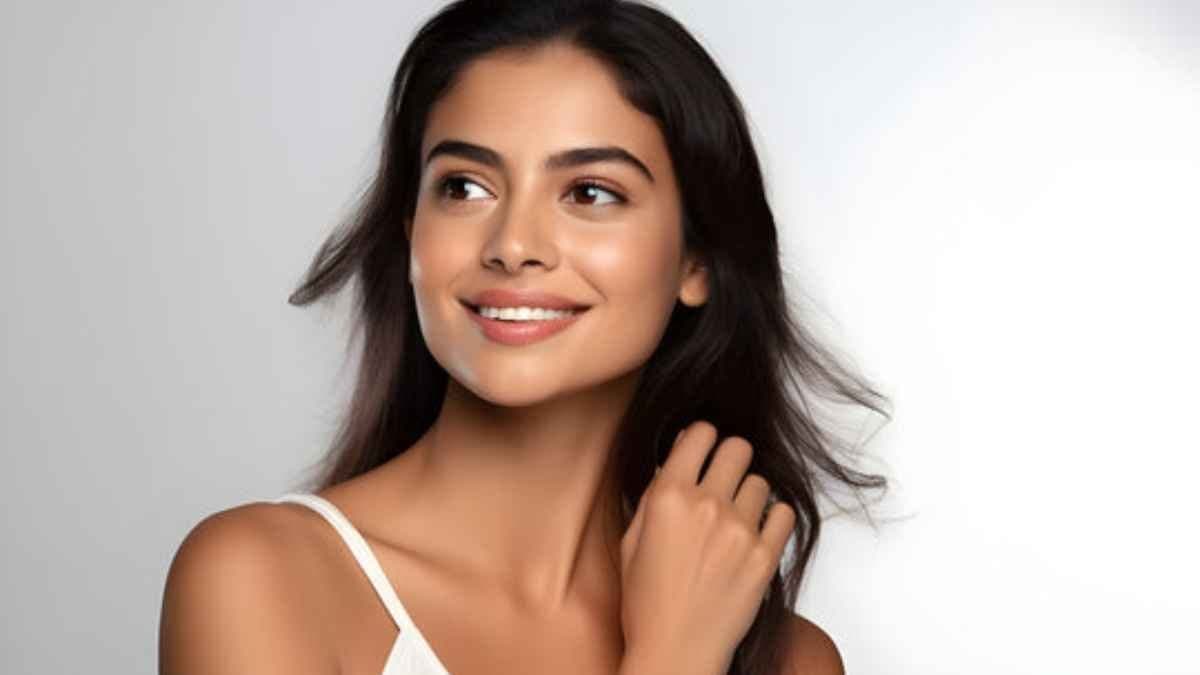 this home made natural cream can reduce dark spots and wrinkles from your skin and make it bright and beautiful lif 