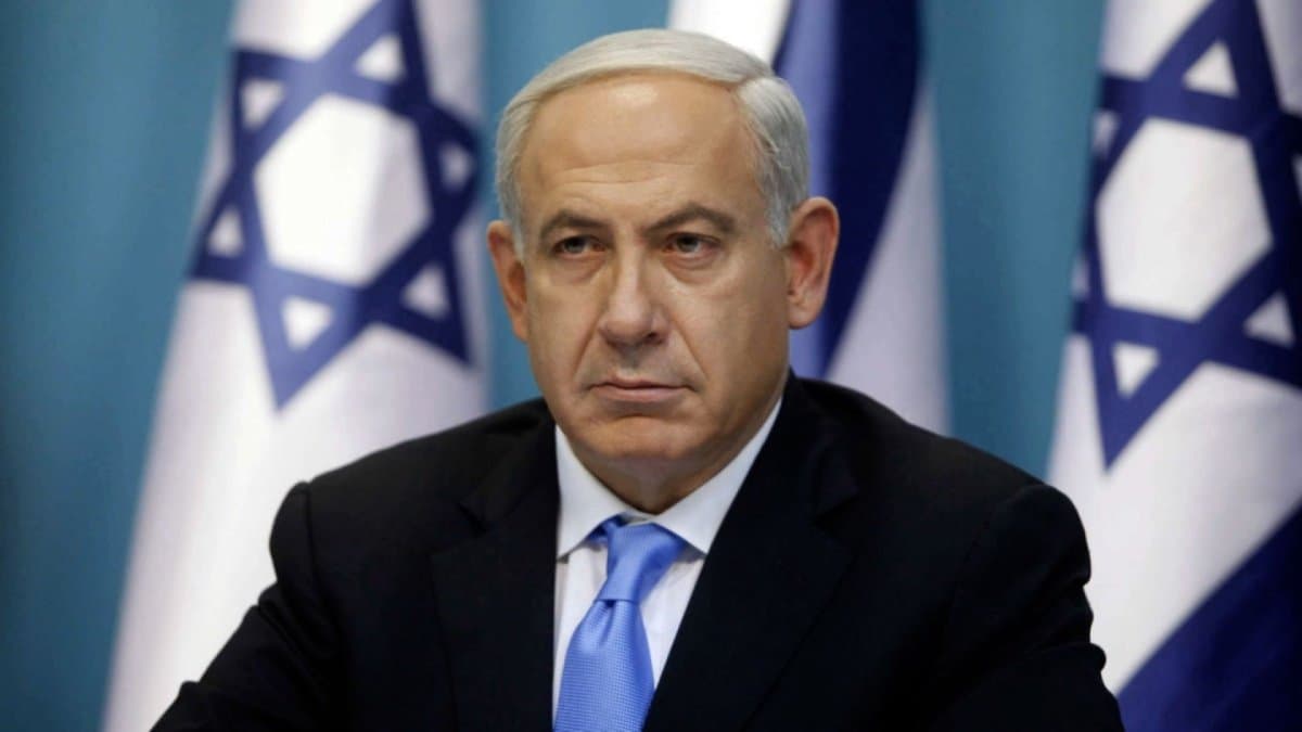 How did Israel develop nuclear weapons and how many does it have now
