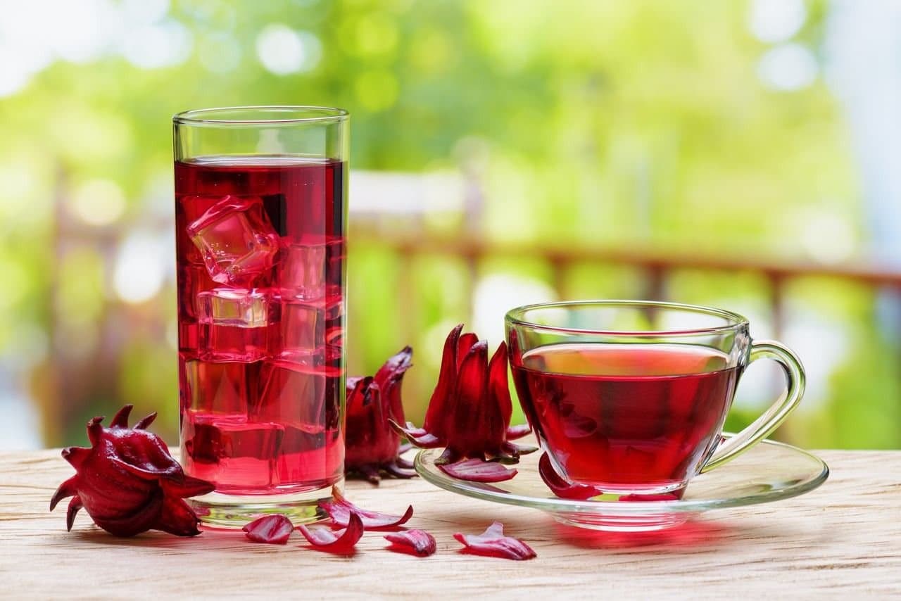 Benefits of drinking hibiscus tea