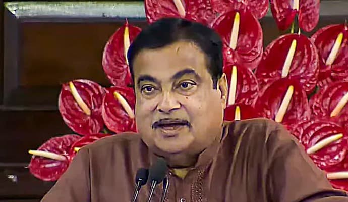 Nitin Gadkari Cautions BJP gnr