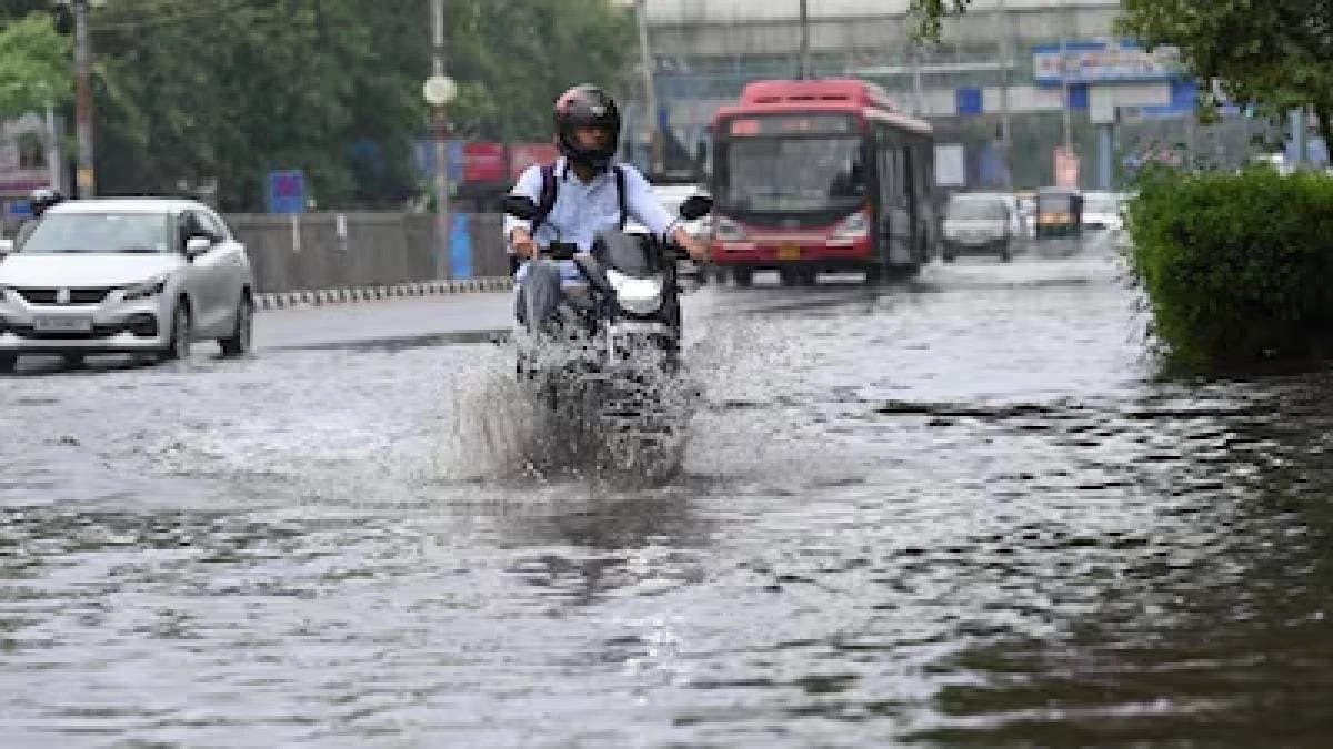 IMD Forecasts Thunderstorms Over Next Few Hours