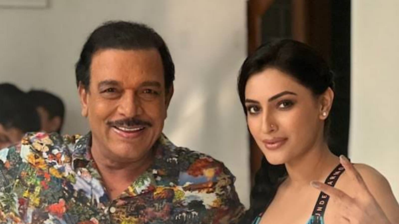 Veteran actor Govind Namdev at the centre of dating rumours with actress Shivangi Verma 