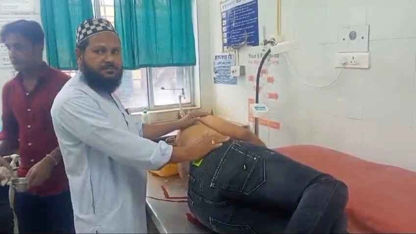 Shootout at Hooghly businessman injured admitted to hospital gnr 