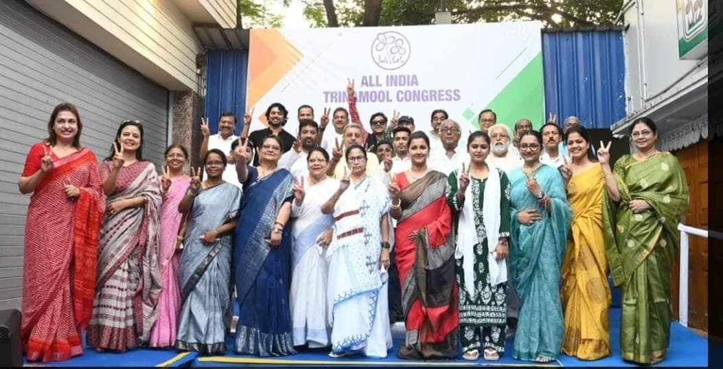 mamata meeting at kalighat