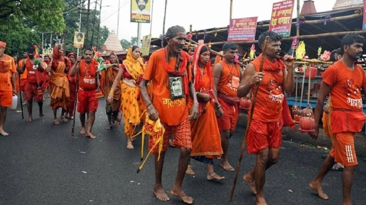 Police To Walk With ‘Kanwar’ Pilgrims In UP's Shahjahanpur 