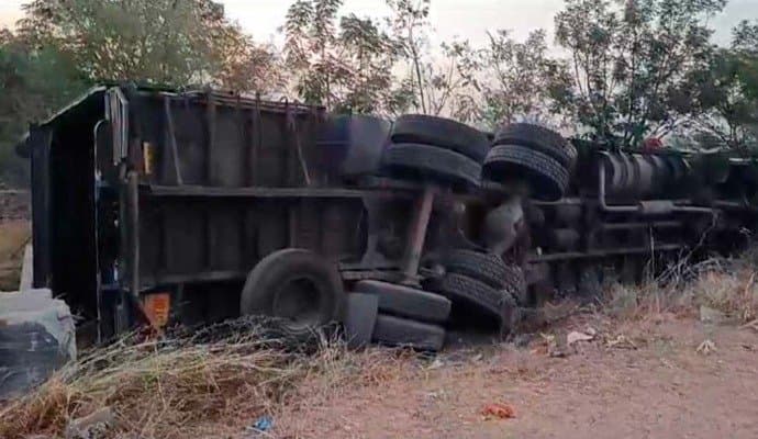 Two killed as cattle lorry overturns in Andhra Pradesh