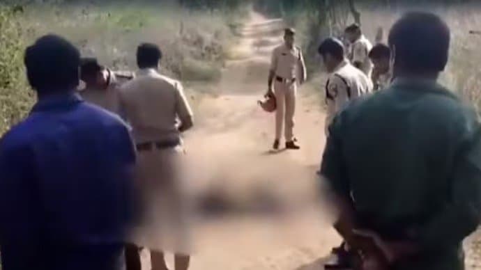 Woman burnt to death in Telangana in broad daylight
