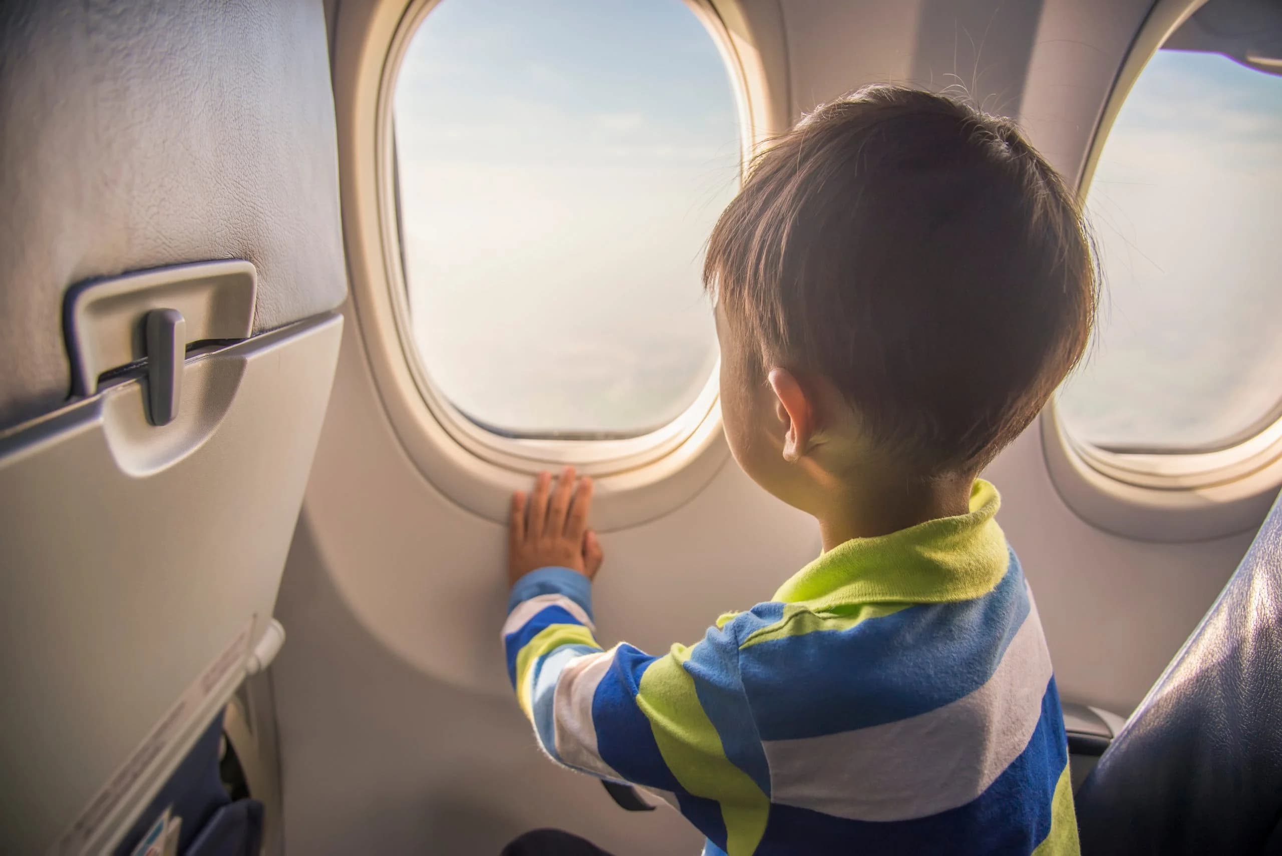Kids below 12 years to get seat next to parents/guardian in flights, mandates DGCA