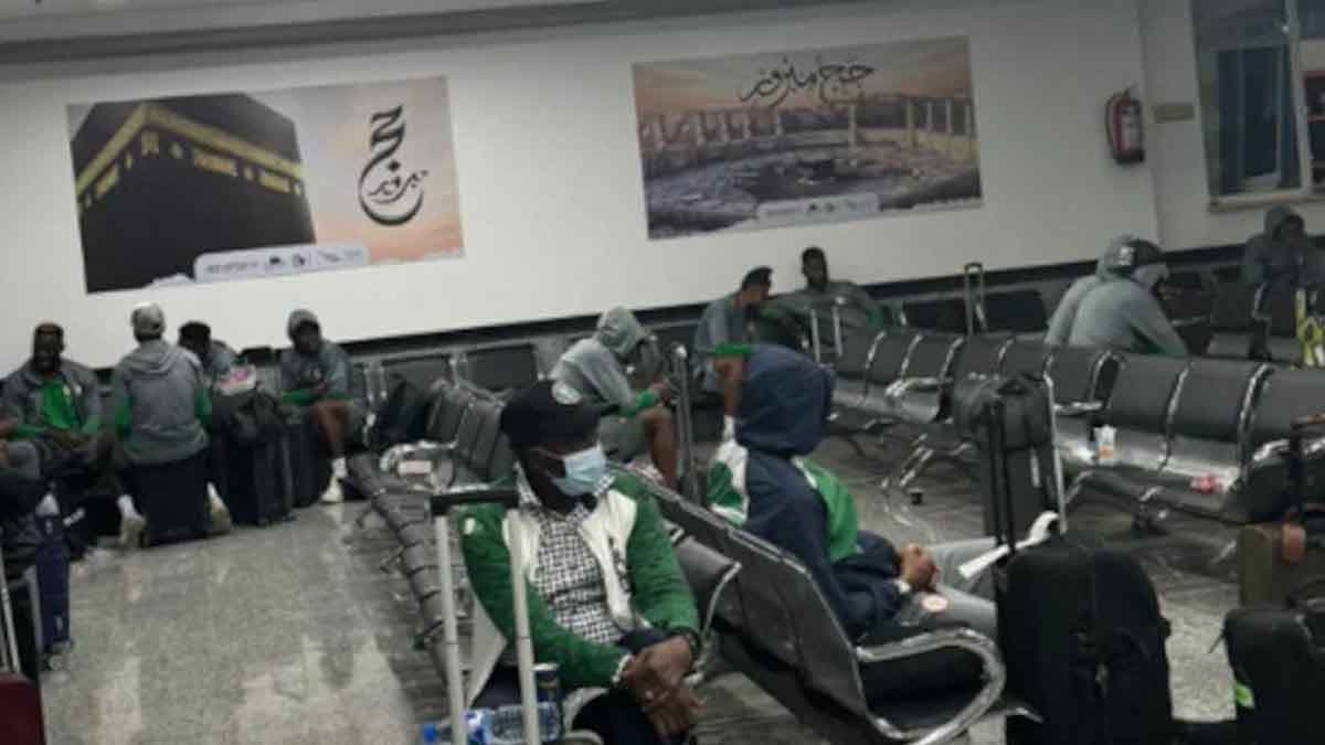 Stranded In Airport For 20 Hours, Nigeria Football Team Boycott AFCON Qualifier vs Libya spt